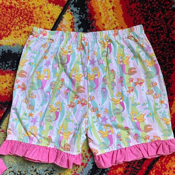 🧜🏼‍♀️ Mermaid Set with Ruffles🌊🐠 - Picture 4 of 9